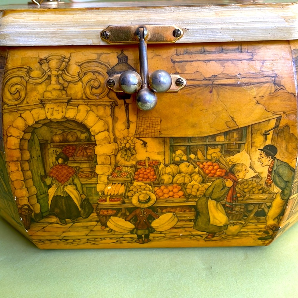 Vintage wooden handmade bag with unique lock - Picture 3 of 16